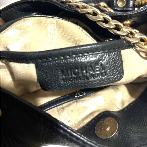 Michael Kors Black and Gold Shoulder Bag with Luxurious Design - Picture 8 of 8